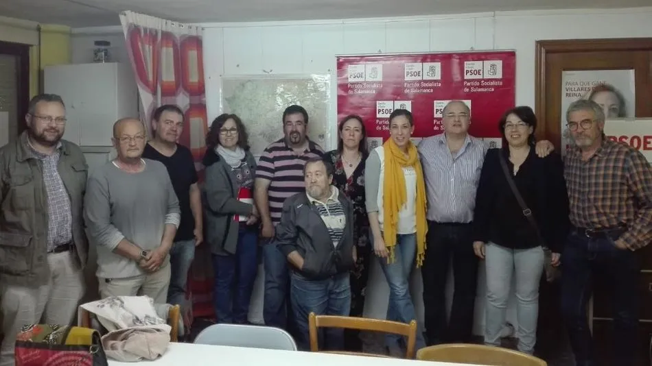 Alcaldes y concejales de La Armuña mantuvieron un encuentro con las diputadas socialistas
