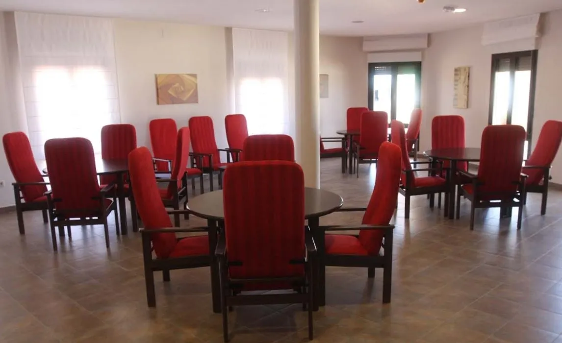 Sale a licitación la gestión de la Residencia de Mayores de Martiago  