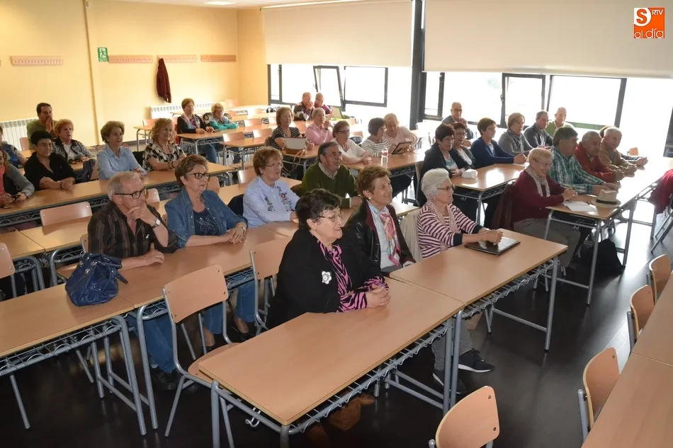 Los alumnos de UniverCiudad descubren los orígenes de la Química  