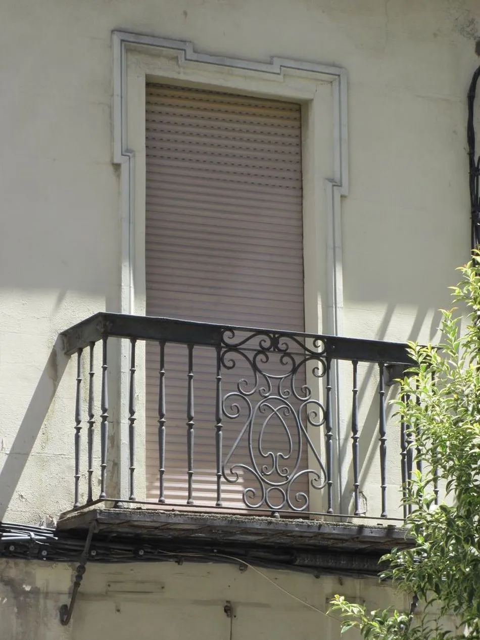 Foto 6 - Proponen protecci&oacute;n para un inmueble hist&oacute;rico de la calle Van Dyck