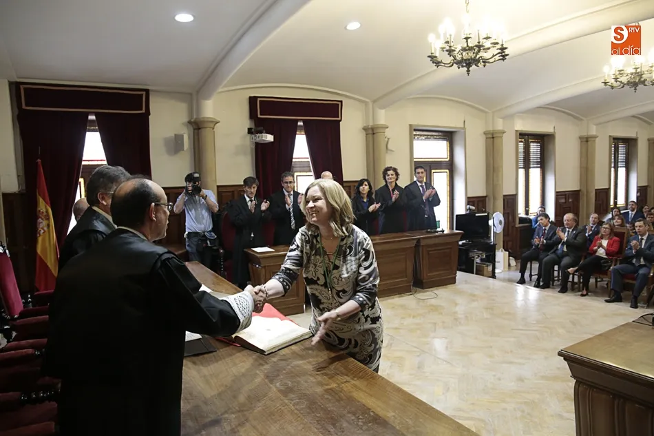 Foto 5 - D&iacute;a de fiesta para el Colegio de Graduados Sociales con la jura de los nuevos profesionales