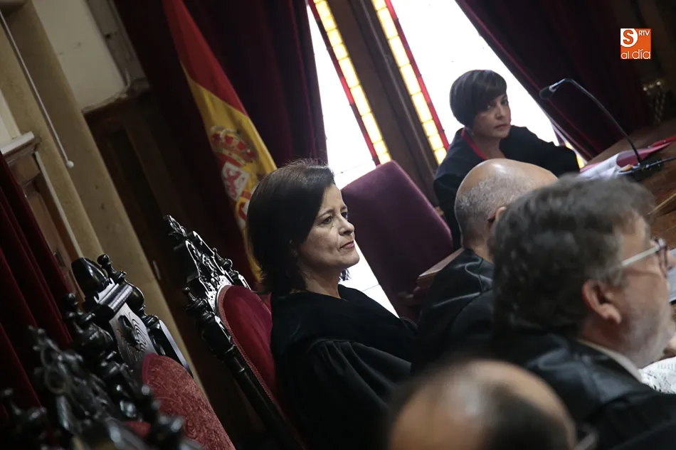 Foto 2 - D&iacute;a de fiesta para el Colegio de Graduados Sociales con la jura de los nuevos profesionales