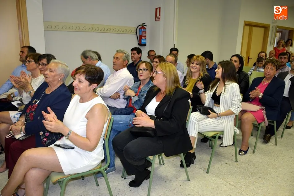 Foto 3 - Mucha emoci&oacute;n y alegr&iacute;a en la fiesta de Graduaci&oacute;n de Bachilleres en el IES Tierras de Abadengo  