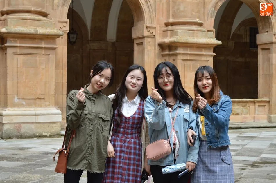 Foto 3 - Termina la experiencia para los alumnos chinos en la Universidad Pontificia