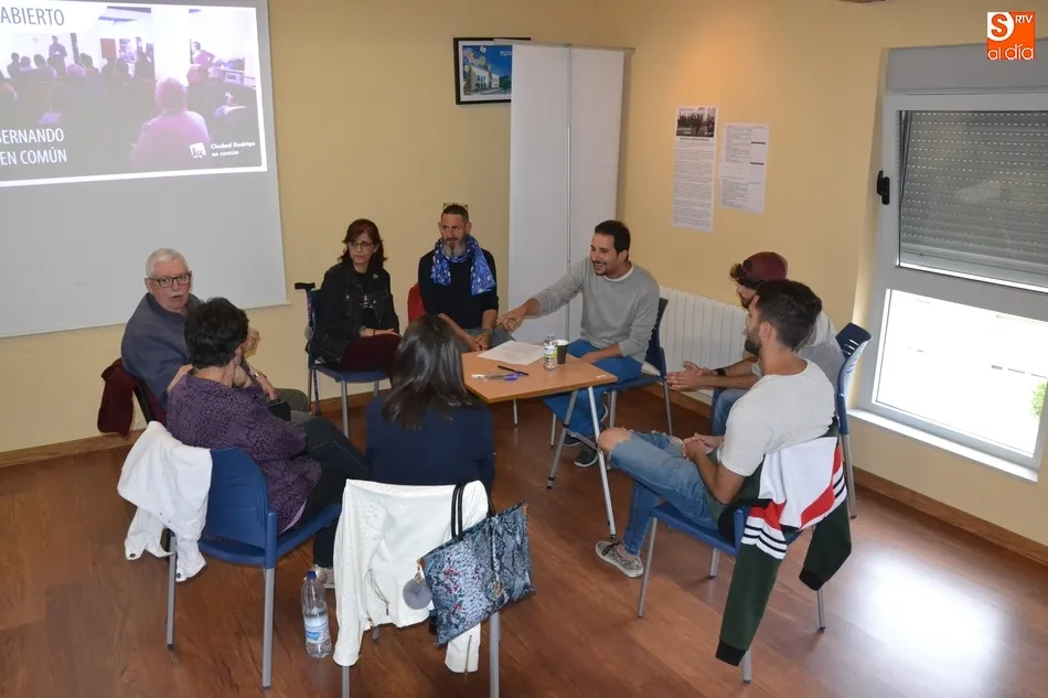 Foto 4 - IU hace balance de lo que va de legislatura en un encuentro abierto a la ciudadan&iacute;a  