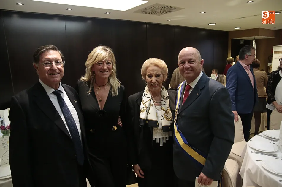 Foto 10 - Las enfermeras perfusionistas de Cirug&iacute;a Card&iacute;aca reciben el Premio Servir