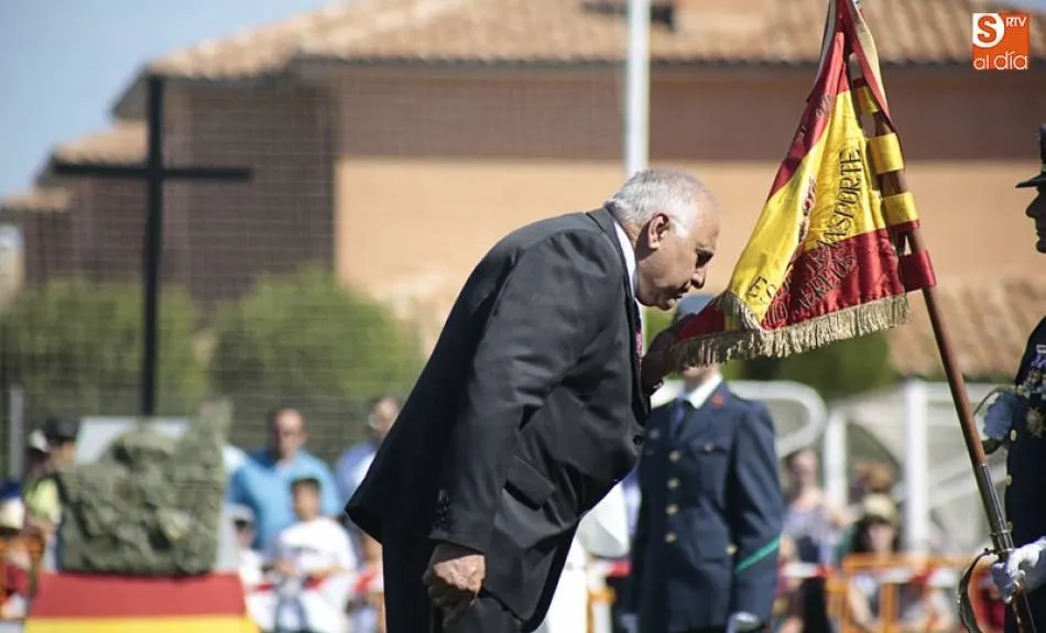 Imagen del acto de juramento o promesa ante la bandera de España celebrado en Cabrerizos