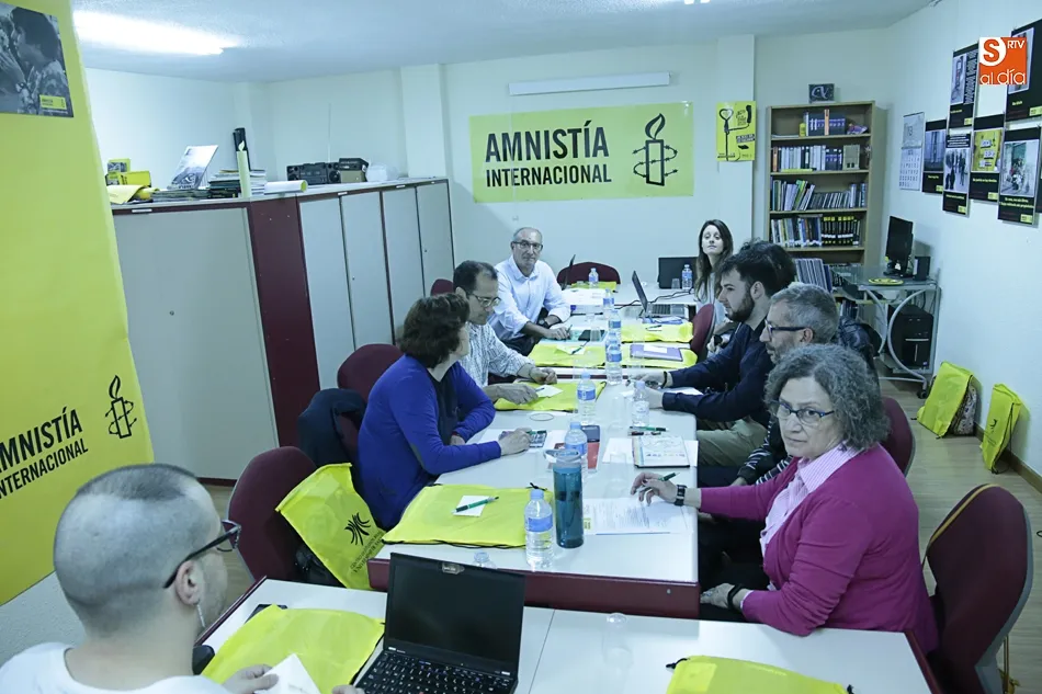 Foto 5 - Amnist&iacute;a Internacional Castilla y Le&oacute;n hace balance y aborda los retos futuros en su asamblea...