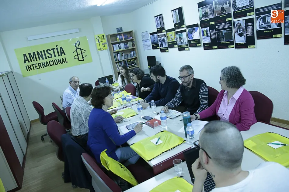 Foto 2 - Amnist&iacute;a Internacional Castilla y Le&oacute;n hace balance y aborda los retos futuros en su asamblea...