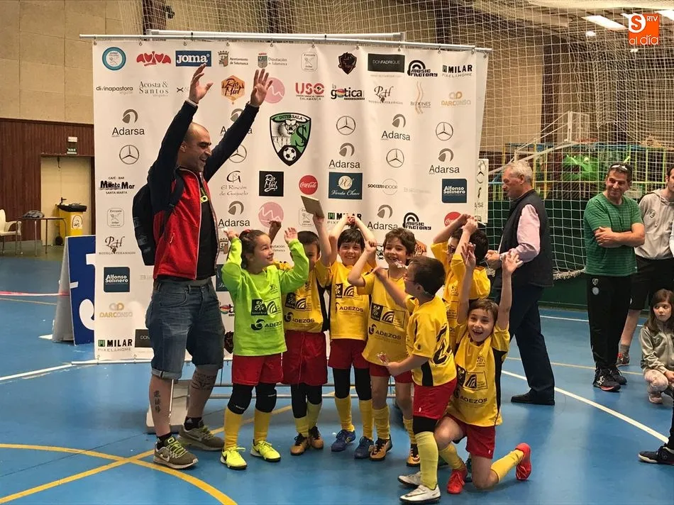 Foto 4 - Arranca en el Soccer Indoor la tercera edici&oacute;n del Torneo Solidario a favor de la Fundaci&oacute;n Aviva