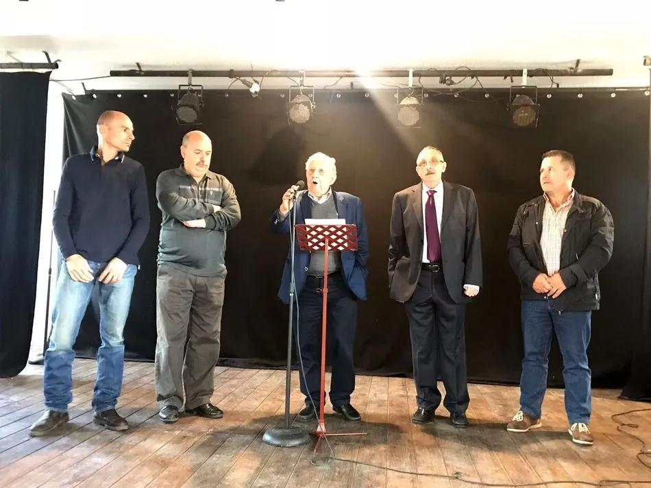 Foto 2 - Emotiva despedida al m&eacute;dico Paulino Fern&aacute;ndez Navarro  