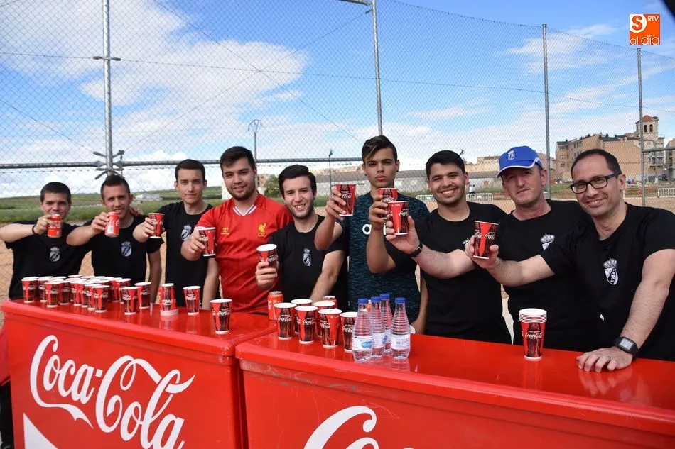 Foto 8 - El CD Villares pone un broche de oro festivo para terminar la temporada