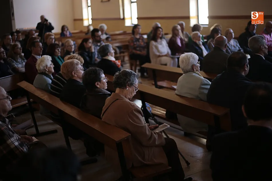 Foto 9 - La iglesia de Jes&uacute;s Obrero acoge a 10 poetas para dar voz a su recital &lsquo;luz y Palabra&rsquo;  