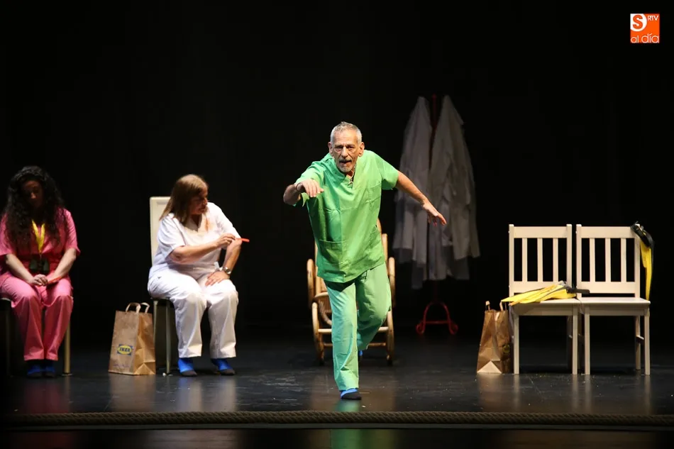 Foto 6 - El Teatro Liceo estrena &lsquo;La cuerda lo-cura&rsquo;, una obra tan disparatada como divertida  