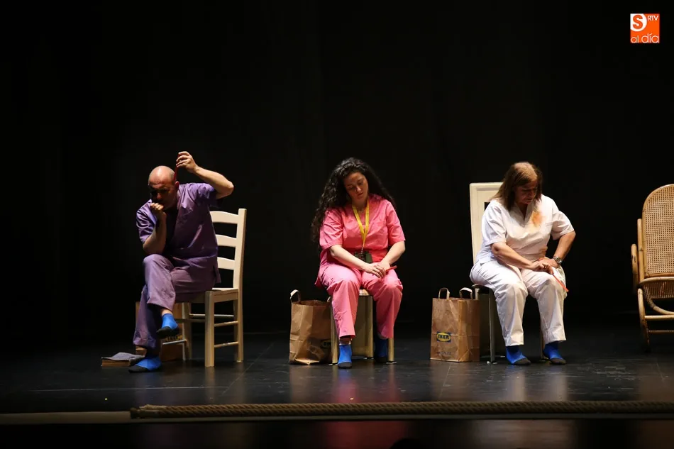 Foto 3 - El Teatro Liceo estrena &lsquo;La cuerda lo-cura&rsquo;, una obra tan disparatada como divertida  