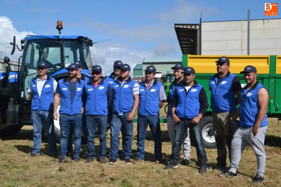 Foto 11 - La Feria de Mayo estrena un llamativo concurso de habilidad con tractores  