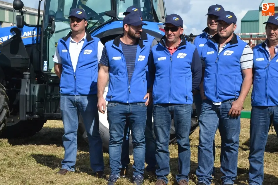 Foto 10 - La Feria de Mayo estrena un llamativo concurso de habilidad con tractores  