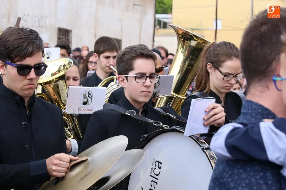 Foto 11 - Los vecinos de Tejares rinden honores a su Virgen de la Salud