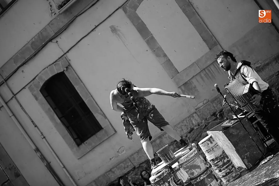 Foto 7 - Las locuras de una pintora y un m&uacute;sico llegan a las &Uacute;rsulas con el espect&aacute;culo &lsquo;Bald&iacute;n...