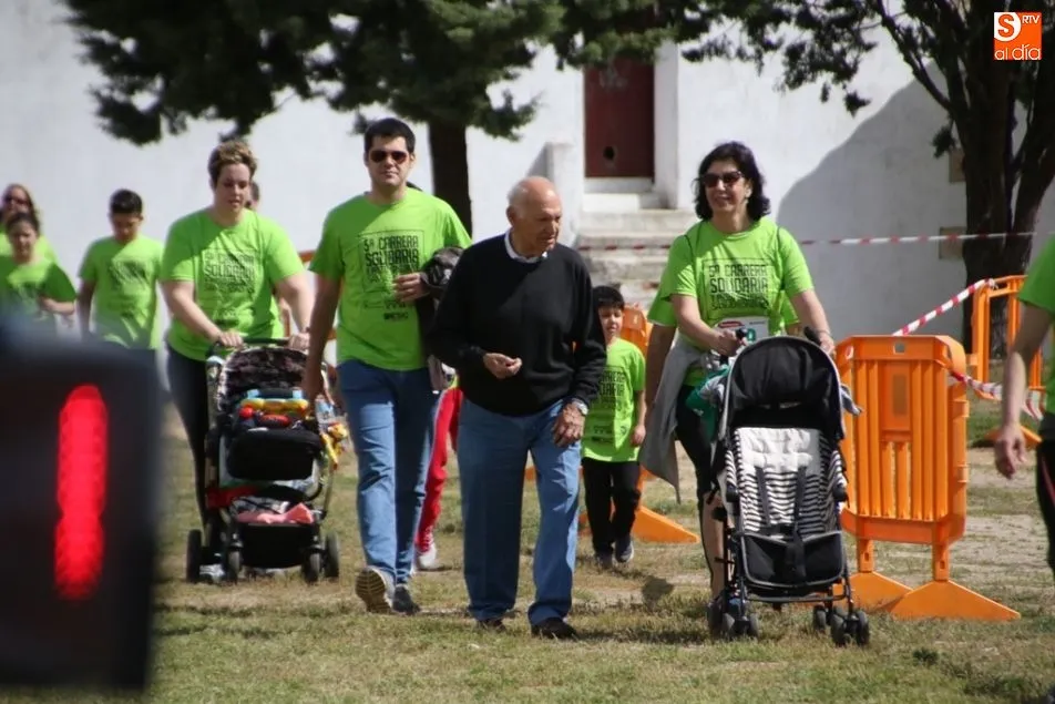 Foto 7 - &Aacute;ngel Guti&eacute;rrez, Guti, y Pilar &Aacute;lvarez se imponen en la V Carrera Solidaria San Jer&oacute;nimo