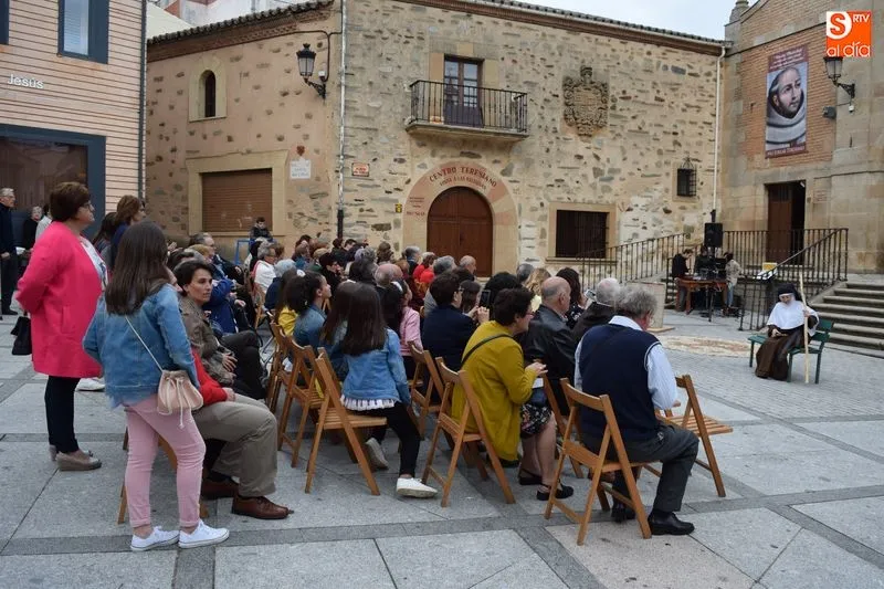 Foto 10 - &lsquo;Santa Teresa, dos tiempos&rsquo; se estrena en Alba de Tormes