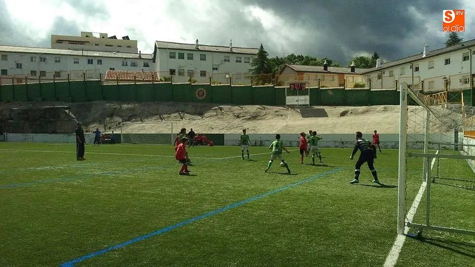 Foto 2 - La cantera del CD Guijuelo participa en el torneo de homenaje a Dani