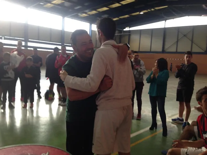 Foto 9 - Una decena de equipos participan en un animado II Torneo de F&uacute;tbol Sala organizado por los...