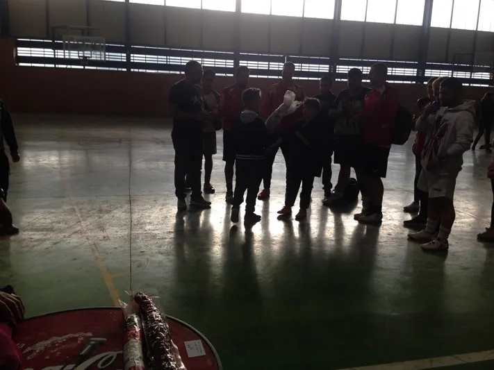 Foto 7 - Una decena de equipos participan en un animado II Torneo de F&uacute;tbol Sala organizado por los...