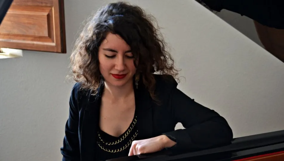 Salomé Jiménez Santos, pianista de 24 años que completa su formación en Salamanca
