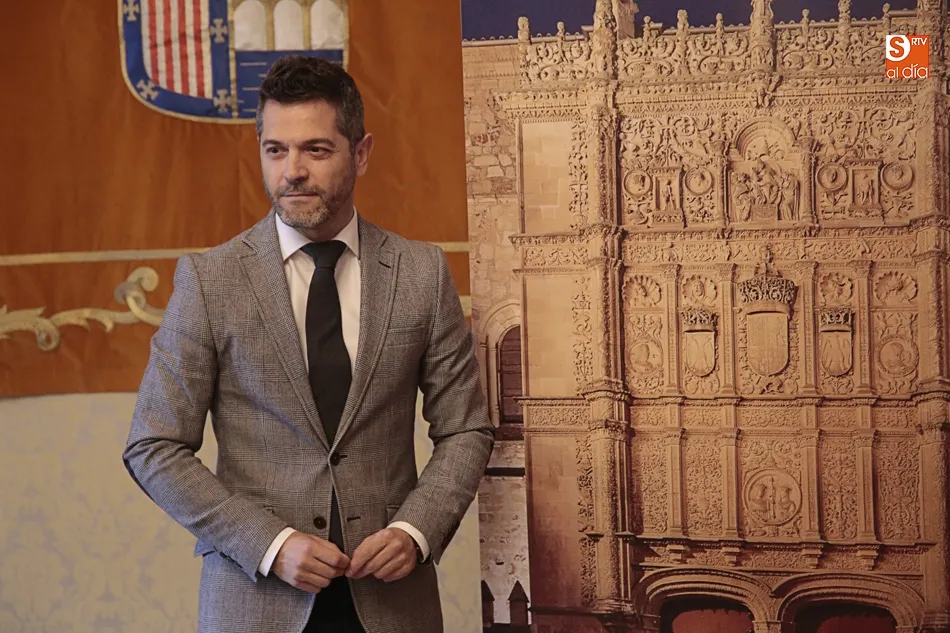 Foto 3 - Salamanca refuerza su promoci&oacute;n en Madrid con la imagen del VIII Centenario de la Universidad