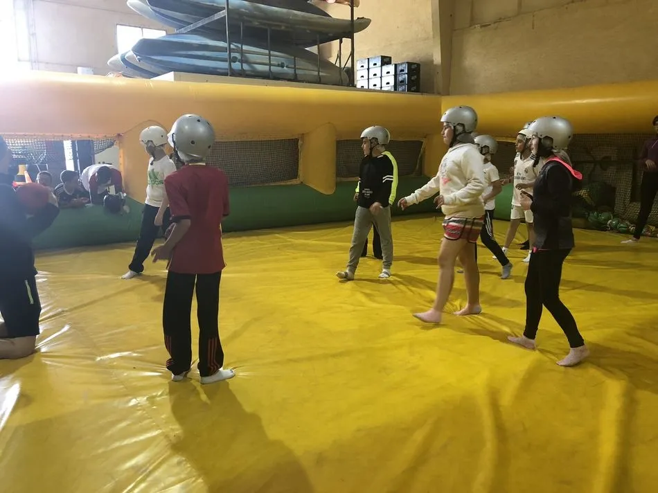 Foto 7 - Los alumnos del colegio Padres Trinitarios disfrutan de un d&iacute;a de multiaventura  