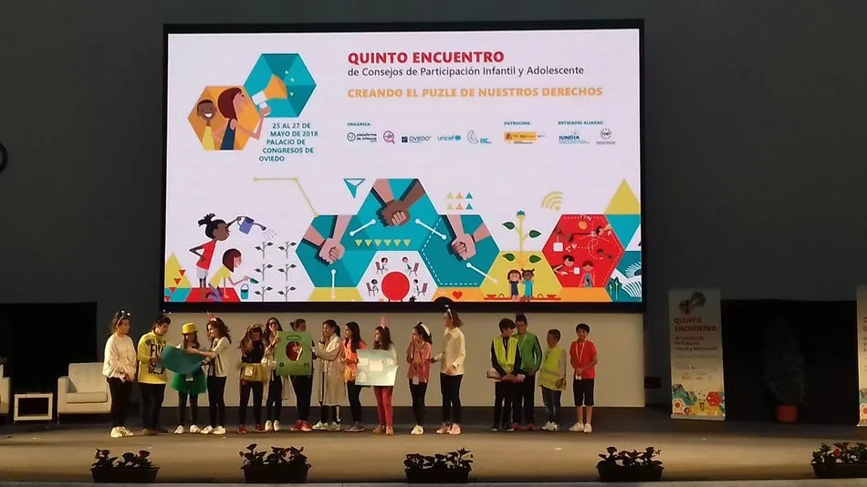 Foto 4 - Ciudad de los Ni&ntilde;os de Carbajosa, presente en el Encuentro de Consejos de participaci&oacute;n infantil...