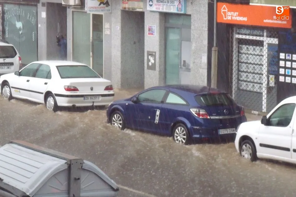 Foto 9 - La fuertes lluvias provocan inundaciones en algunas&nbsp;calles de Salamanca  