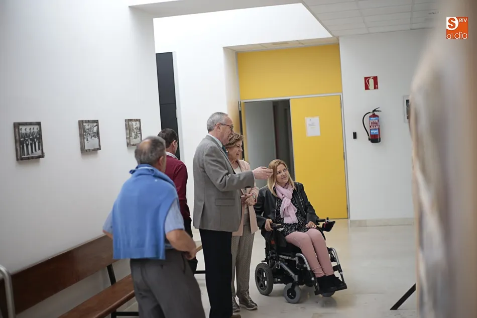 Foto 6 - Los jubilados de la Polic&iacute;a Local comparten sus recuerdos a trav&eacute;s de una entra&ntilde;able exposici&oacute;n ...