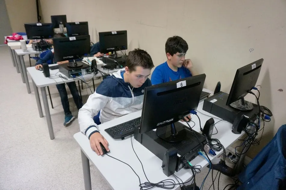 Foto 6 - Brillante exhibici&oacute;n de los alumnos de Rob&oacute;tica e Impresi&oacute;n 3D