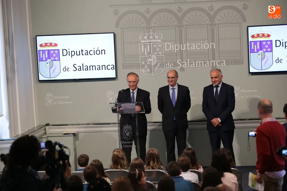 Foto 8 - Escolares de la provincia muestran su creatividad en el XVI Concurso de Dibujo &lsquo;Venancio Blanco&rsquo;
