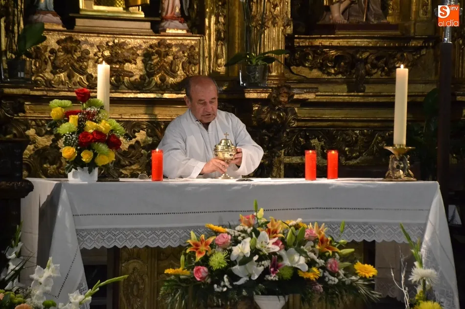 Foto 4 - La Iglesia de San Andr&eacute;s acoge una oraci&oacute;n &lsquo;con y por el Enfermo&rsquo;  