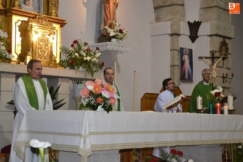 Foto 5 - C&aacute;ritas acerca su Semana de la Caridad a la Parroquia de San Crist&oacute;bal  
