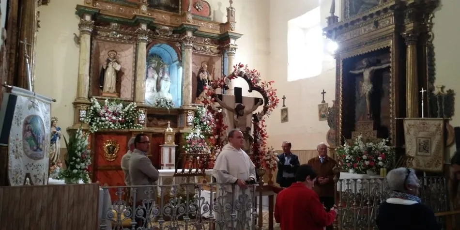 Foto 7 - Villoruela honra al Cristo de la Esperanza