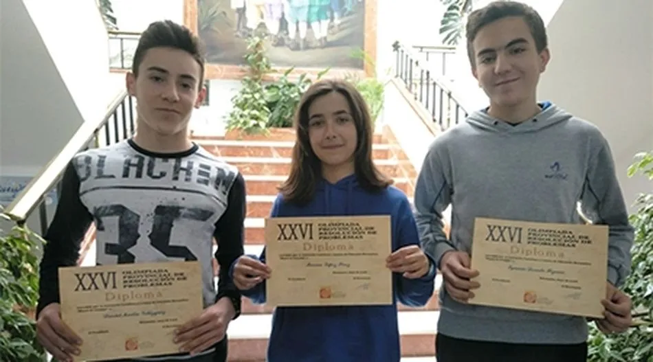 Foto 3 - Los alumnos de Maristas son premiados&nbsp;por su dedicaci&oacute;n, esfuerzo y calidad acad&eacute;mica  