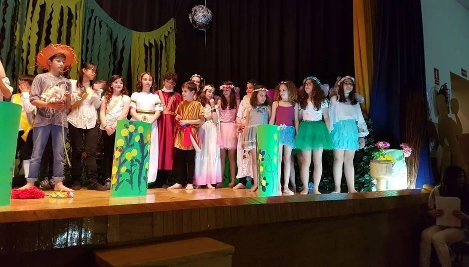 Foto 4 - Alumnos del CEIP San Mateo muestran su elevado nivel de ingl&eacute;s con una obra de Shakespeare
