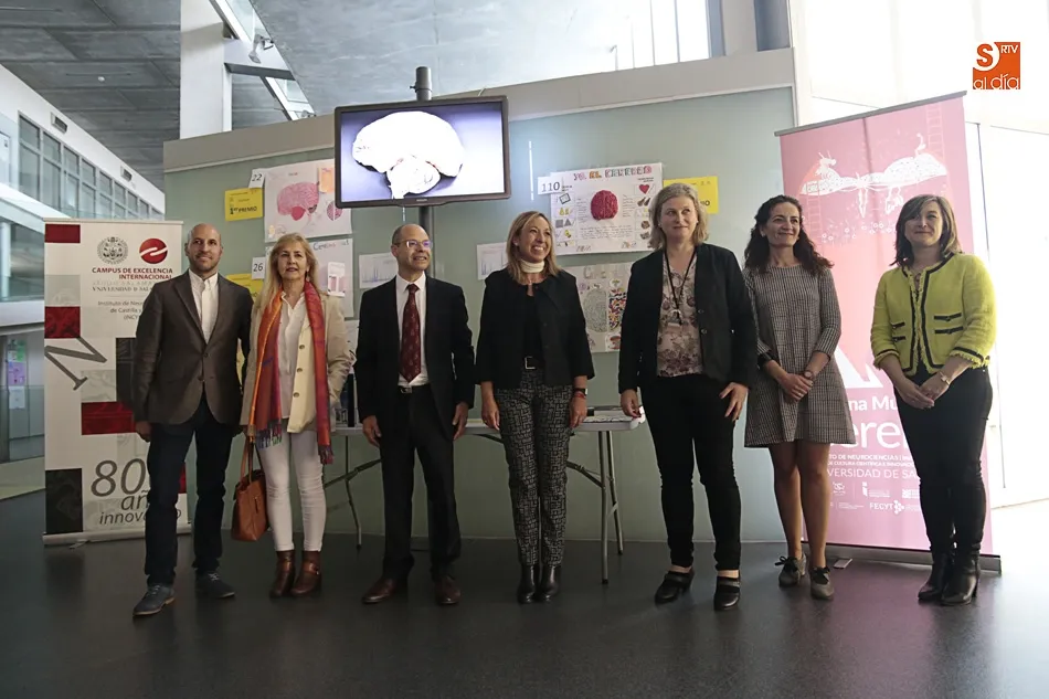 Foto 3 - M&aacute;s de 100 escolares muestran sus ideas sobre el cerebro humano