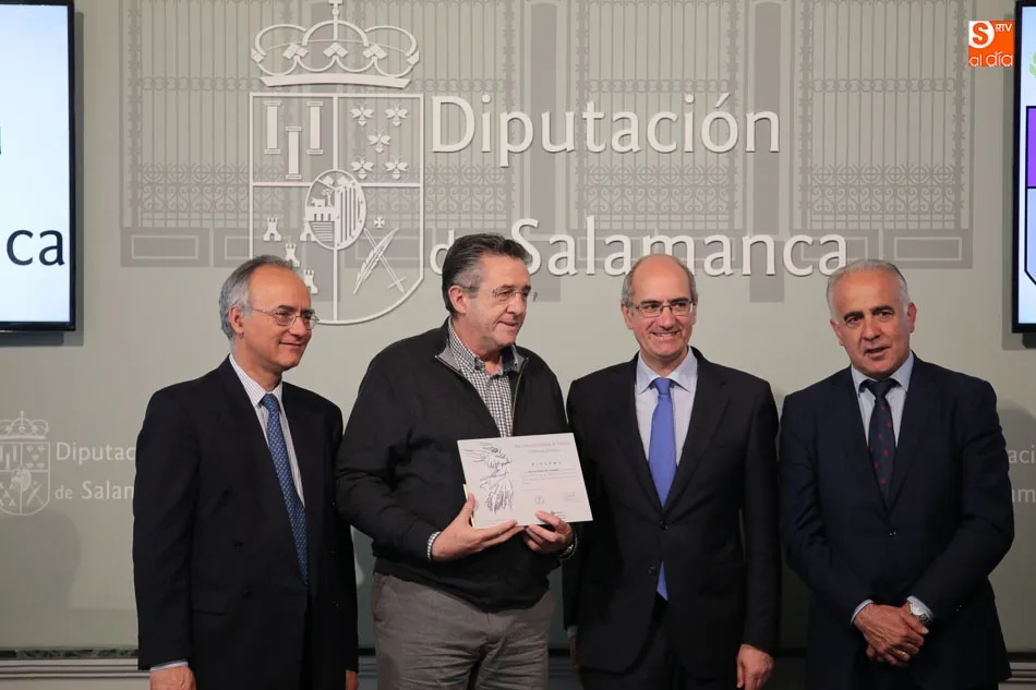 Foto 9 - Varios colegios de B&eacute;jar y Candelario premiados en el concurso de dibujo Venancio Blanco  