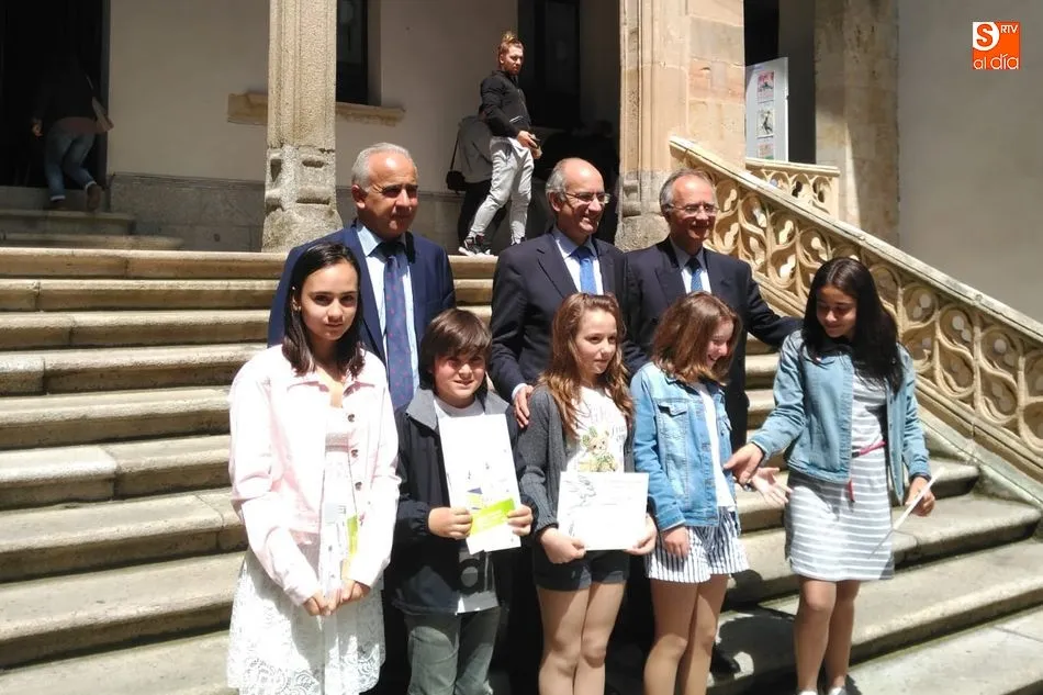 Foto 3 - Varios colegios de B&eacute;jar y Candelario premiados en el concurso de dibujo Venancio Blanco  