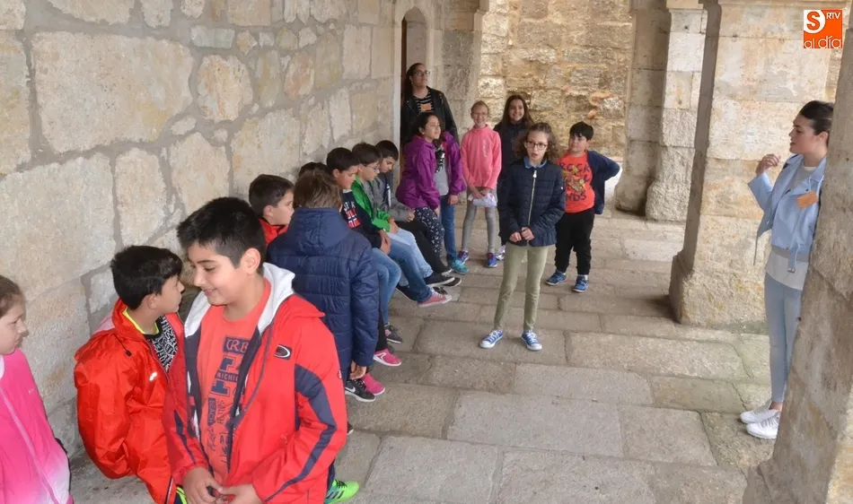 Foto 7 - Alumnos de San Francisco disfrutan de las visitas guiadas de &lsquo;Mir&oacute;briga Kids&rsquo;  
