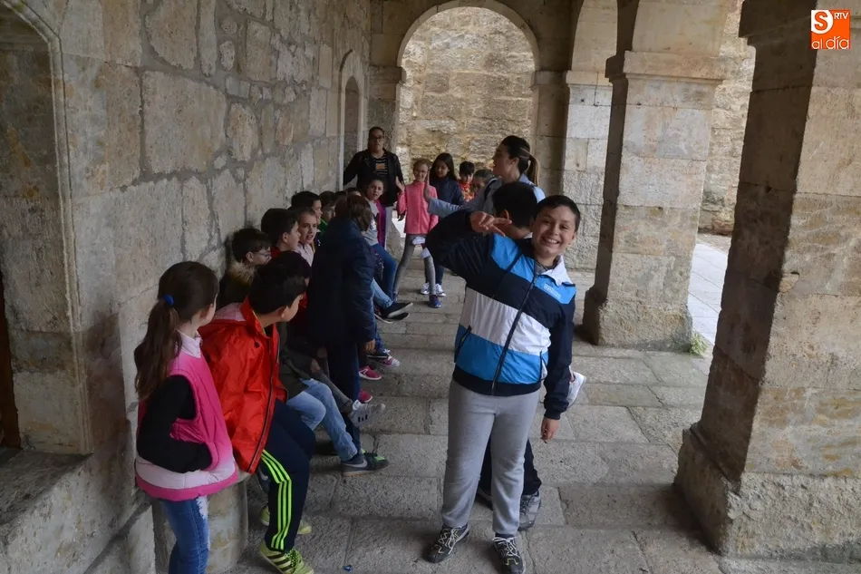 Foto 8 - Alumnos de San Francisco disfrutan de las visitas guiadas de &lsquo;Mir&oacute;briga Kids&rsquo;  