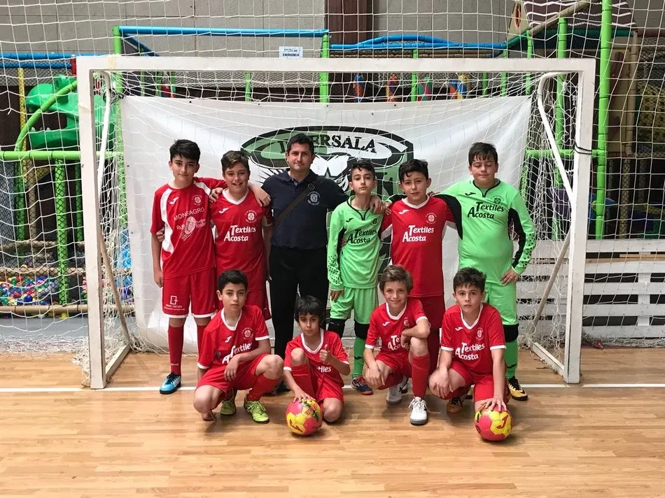 Foto 4 - El torneo solidario con la Fundaci&oacute;n Aviva recauda 1.683 euros en el&nbsp; Soccer Indoor