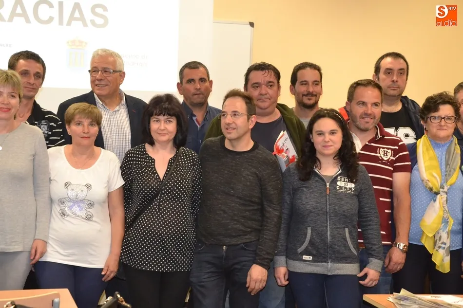 Foto 7 - Un total de 55 mirobrigenses reciben una medalla por su n&uacute;mero de donaciones de sangre  