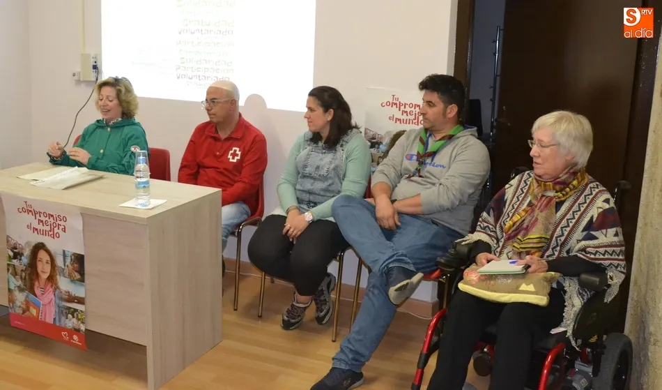 La Semana de la Caridad dedica una mesa redonda al voluntariado  