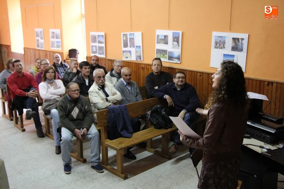 Foto 4 - La historia de la Raya protagoniza una charla divulgativa en Aldea del Obispo  